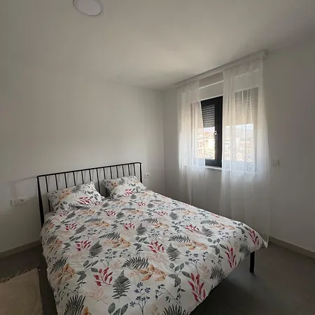 Delux Apartamento *